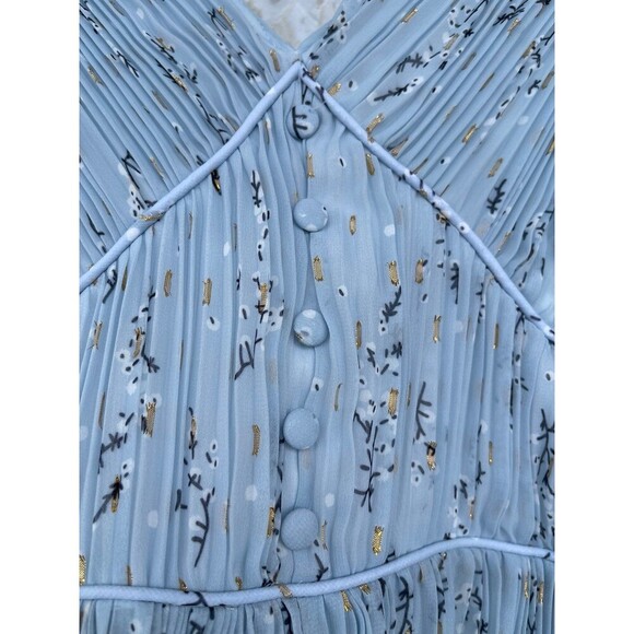 AVANTLOOK V-Neck Floral Printed Button
Front Dress size small - Picture 6 of 12